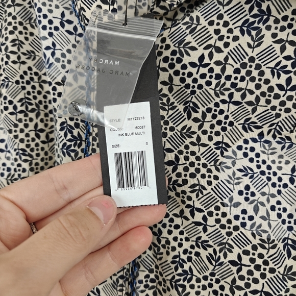 Marc By Marc Jacobs NWT Ink Multi Color Sleeveless Button Up Silk Blend Top S - Picture 8 of 12